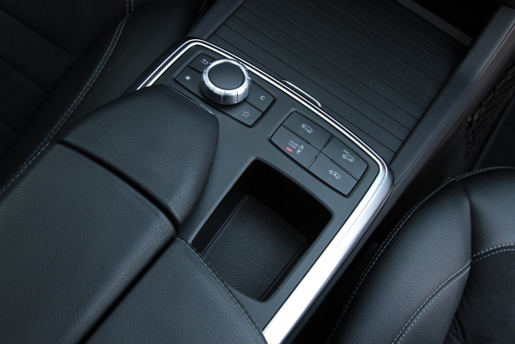 Mercedes-Benz M-Klasse 350 4-M Bluetec Luchtvering/Keyless/Distronic/360/Dak/AMG Aut7 Foto 12