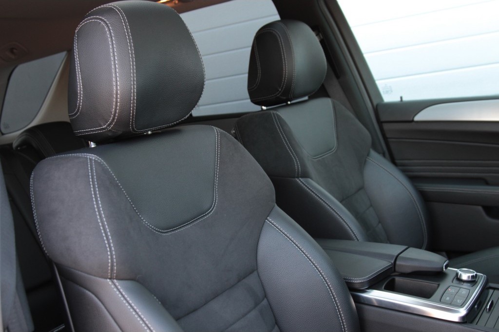 Mercedes-Benz M-Klasse 350 4-M Bluetec Luchtvering/Keyless/Distronic/360/Dak/AMG Aut7 Foto 5