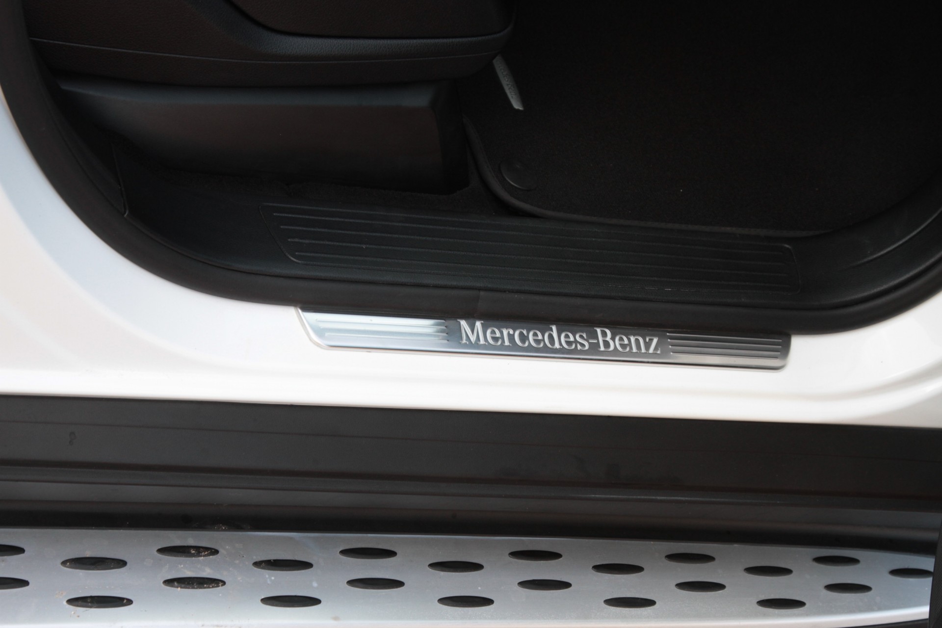 Mercedes-Benz M-Klasse 350 Bluetec AMG/Luchtvering/Dak/Wegkl-Trhk Aut7 Foto 12