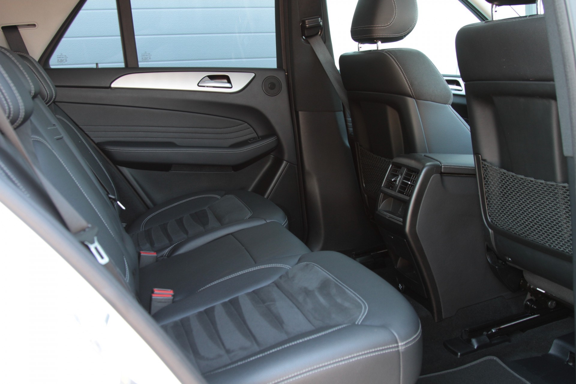 Mercedes-Benz M-Klasse 350 Bluetec AMG/Luchtvering/Dak/Wegkl-Trhk Aut7 Foto 4