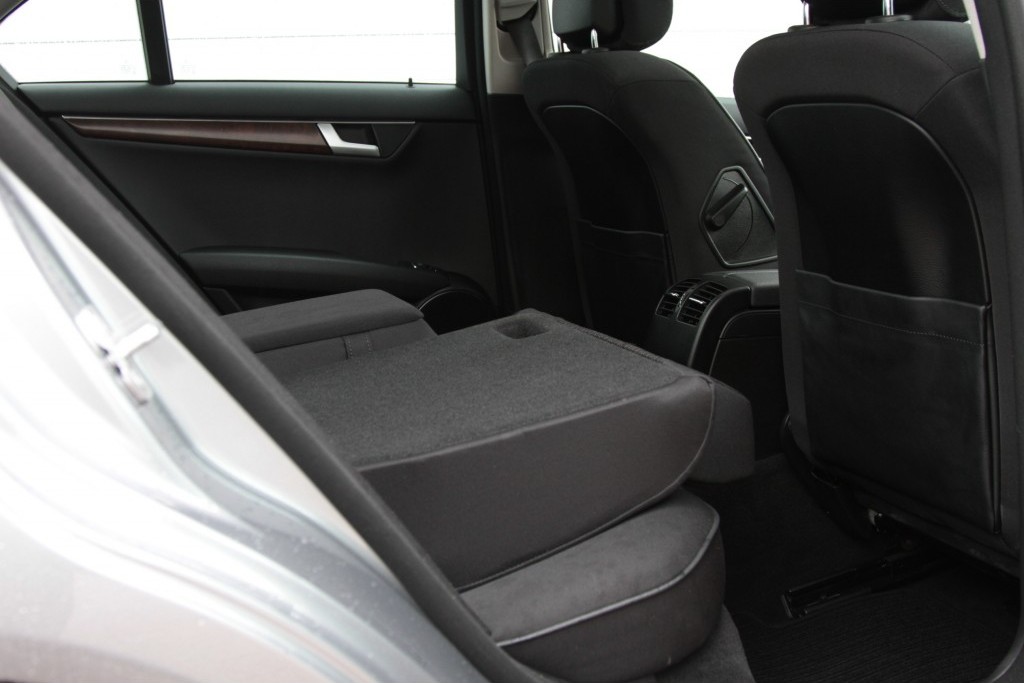 Mercedes-Benz C-Klasse 180 Schuifdak/Navi/Afneembare trekhaak Aut7 Foto 4