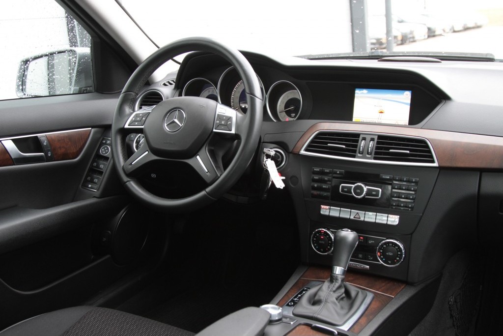 Mercedes-Benz C-Klasse 180 Schuifdak/Navi/Afneembare trekhaak Aut7 Foto 5