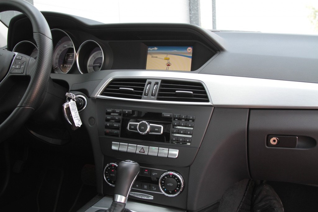 Mercedes-Benz C-Klasse 220 Cdi Avantgarde Business Class Navi/Pts Aut7 Foto 10