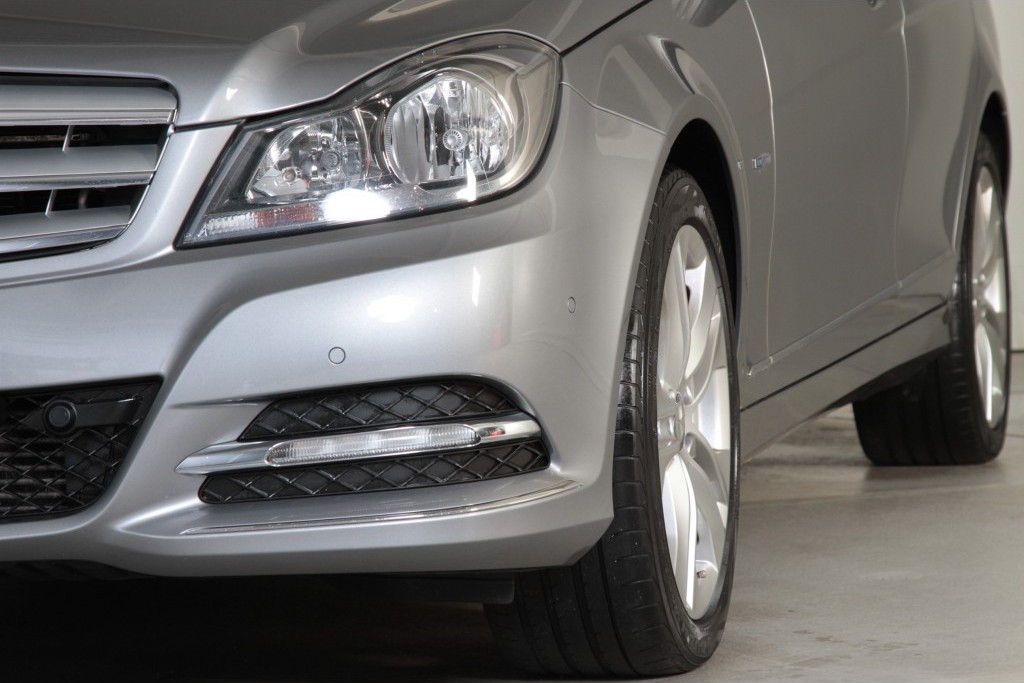 Mercedes-Benz C-Klasse 220 Cdi Avantgarde Business Class Navi/Pts Aut7 Foto 13