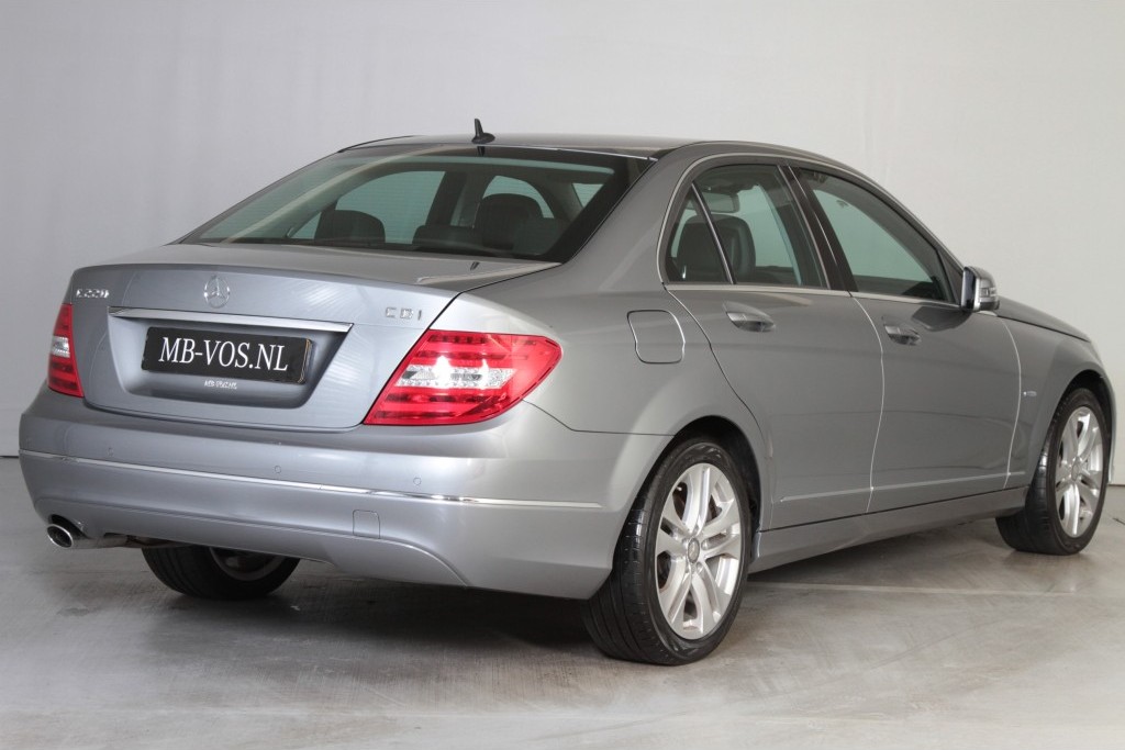 Mercedes-Benz C-Klasse 220 Cdi Avantgarde Business Class Navi/Pts Aut7 Foto 2