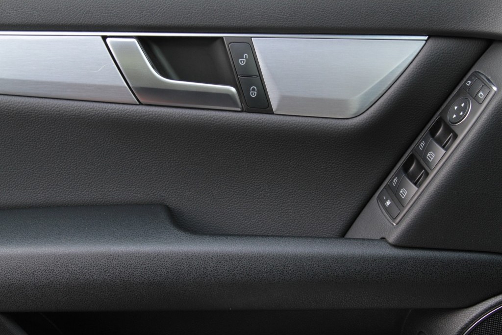 Mercedes-Benz C-Klasse 220 Cdi Avantgarde Business Class Navi/Pts Aut7 Foto 8