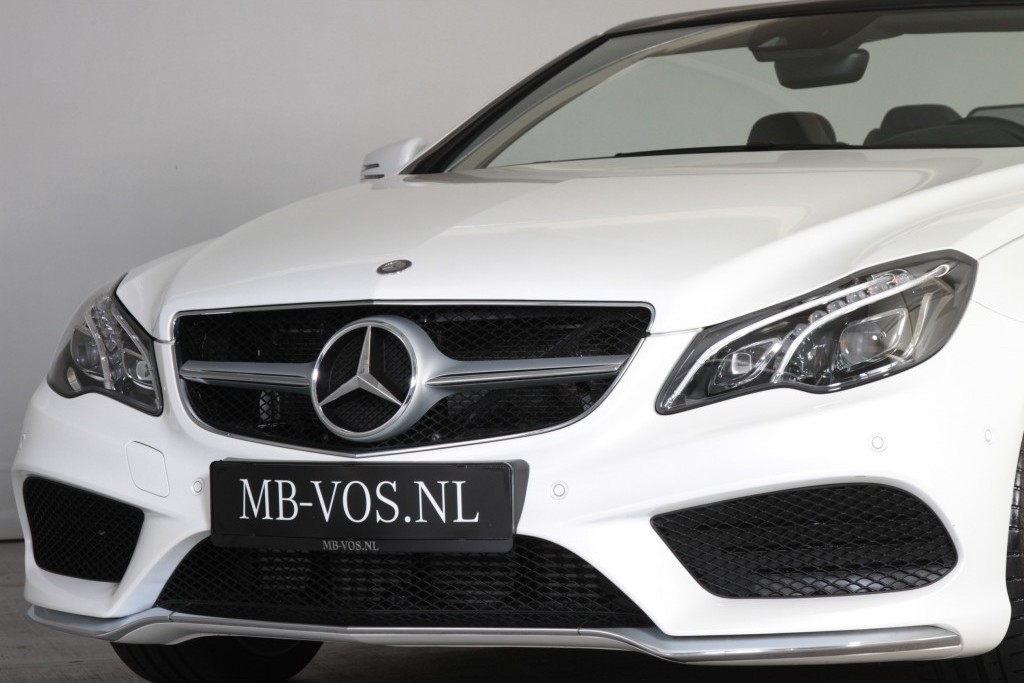 Mercedes-Benz E-Klasse 250 Cabriolet AMG Navi/Keyless-Go/ILS Aut7 Foto 21