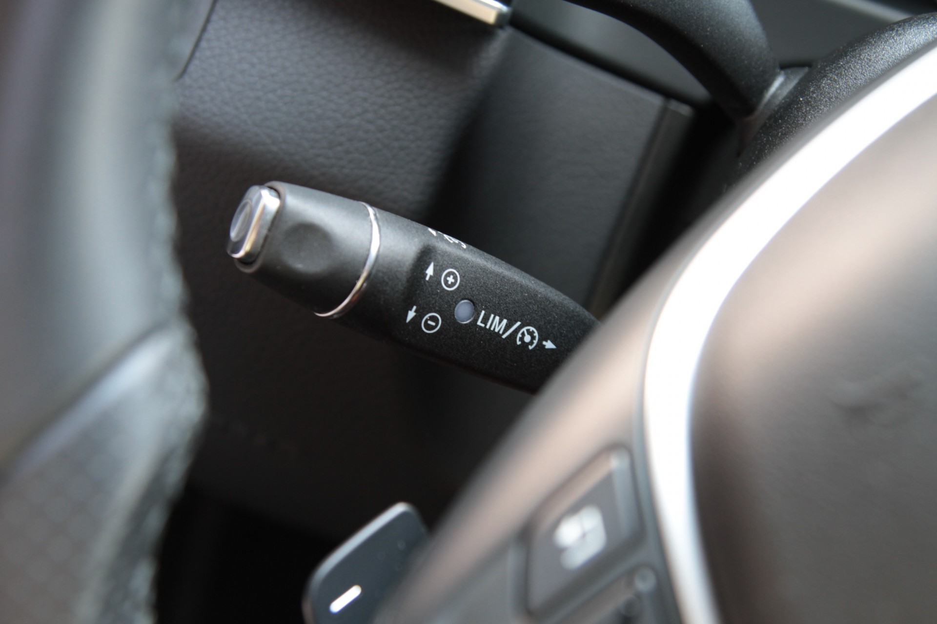 Mercedes-Benz E-Klasse 220 Cdi Avantgarde Spoorpakket/ILS/18" Aut7 Foto 13