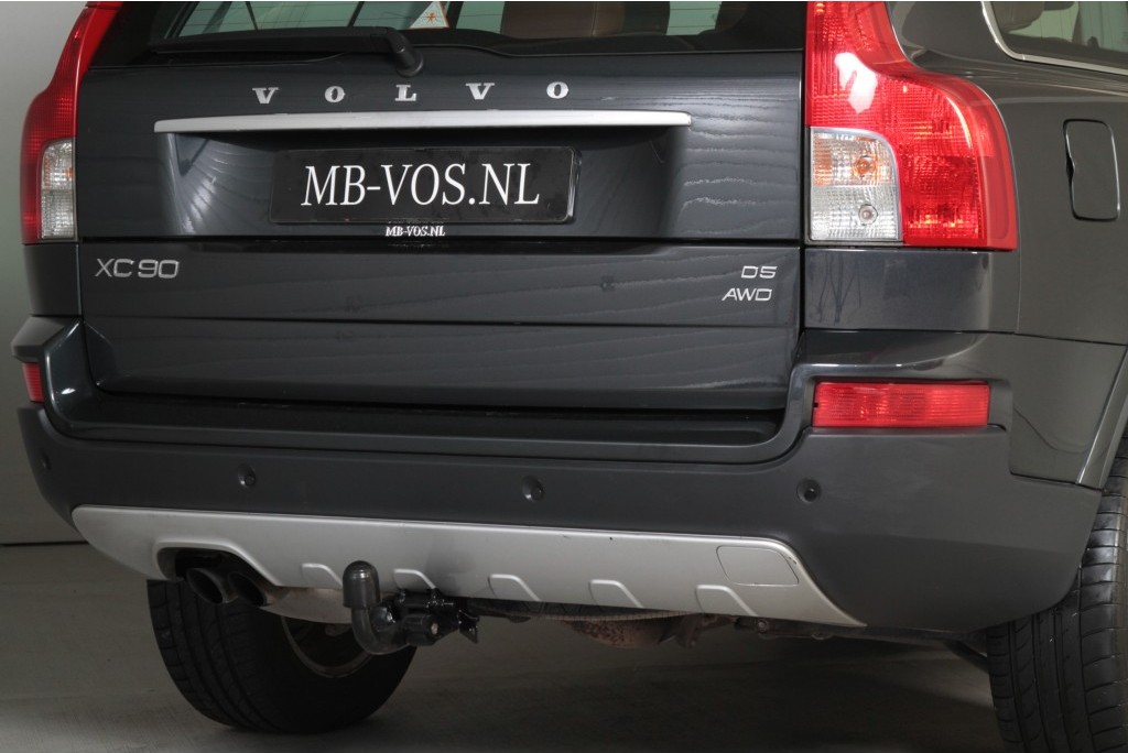 Volvo XC90 2.4 D5 Summum 7-Persoons 1ste eigenaar Aut6 Foto 14