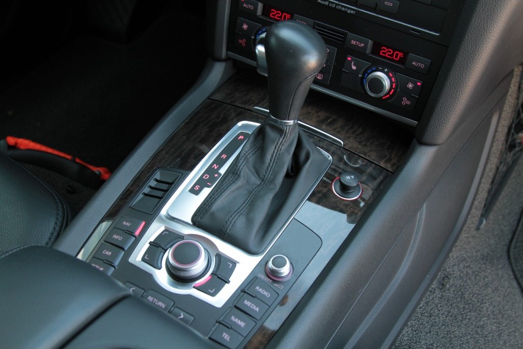 Audi Q7 3.6 FSI quattro Pro Line+ 5+2 Foto 10