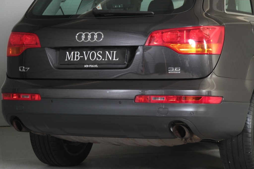 Audi Q7 3.6 FSI quattro Pro Line+ 5+2 Foto 17