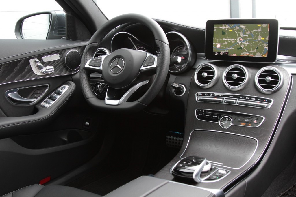 Mercedes-Benz C-Klasse 250 Estate Bluetec AMG Panorama Leer/Com/Mem Aut7 Foto 6