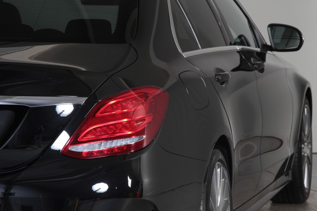 Mercedes-Benz C-Klasse 250 AMG Panorama/Burmeister/HUD/Distronic/Mem/19" Aut7 Foto 28